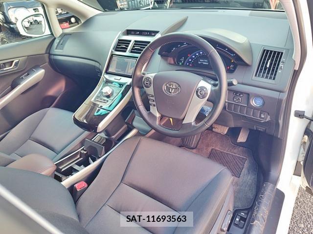 Toyota SAI 2015-11 8246593-17