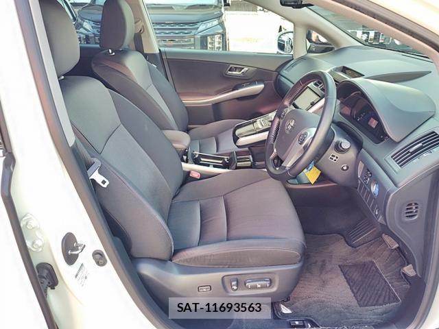 Toyota SAI 2015-11 8246593-18