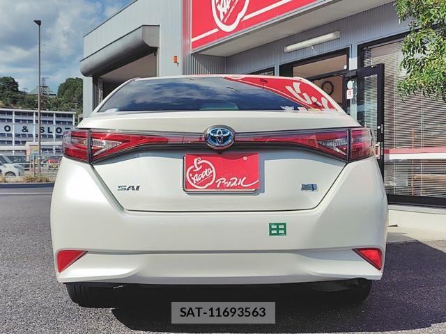 Toyota SAI 2015-11 8246593-4