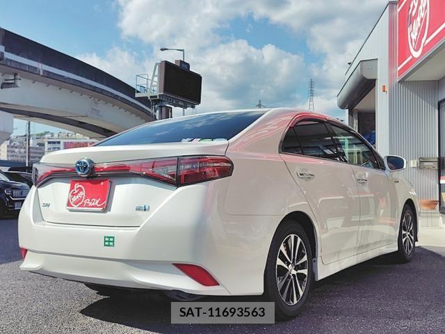 Toyota SAI 2015-11 8246593-5