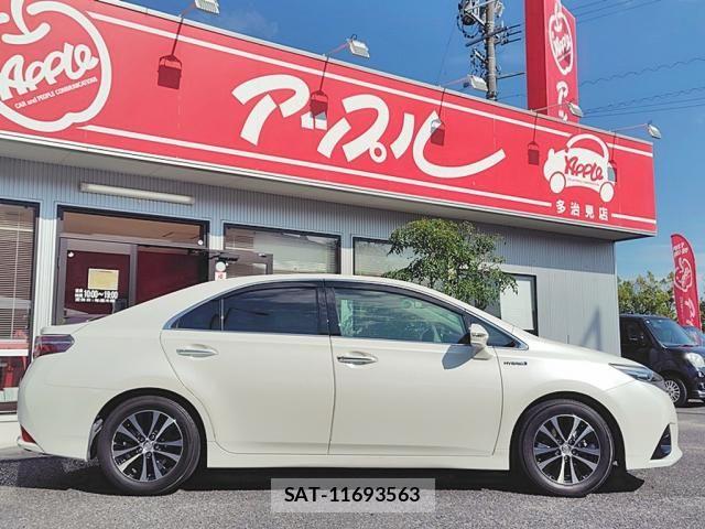 Toyota SAI 2015-11 8246593-8