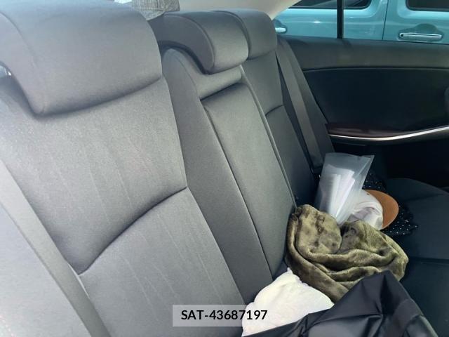 Toyota SAI 2013-09 8368542-11