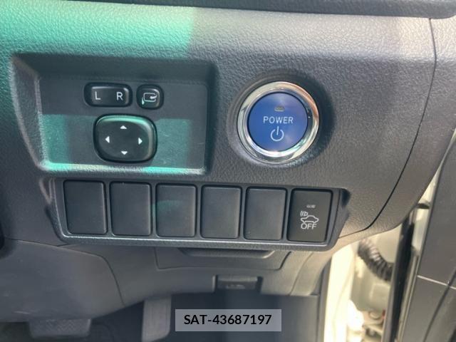 Toyota SAI 2013-09 8368542-15
