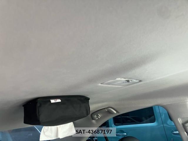 Toyota SAI 2013-09 8368542-21