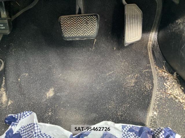 Toyota SAI 2012-06 8368543-13