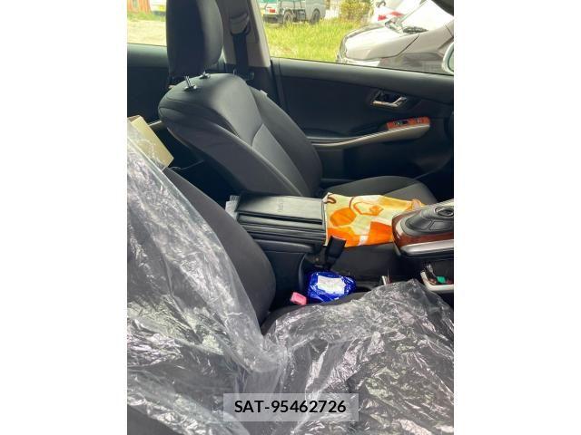 Toyota SAI 2012-06 8368543-15