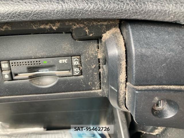Toyota SAI 2012-06 8368543-22