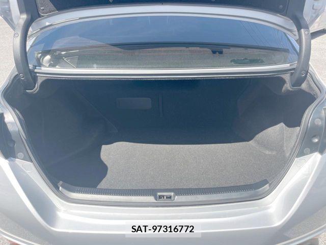 Toyota SAI 2015-02 8372154-10