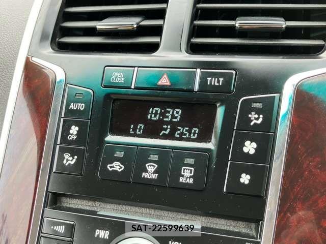 Toyota SAI 2014-03 8458363-9