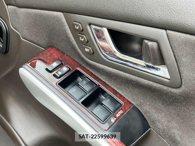Toyota SAI 2014-03 8458363-10