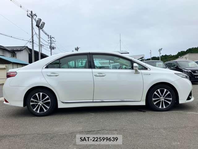Toyota SAI 2014-03 8458363-18