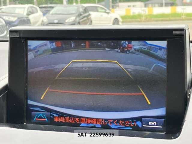 Toyota SAI 2014-03 8458363-3