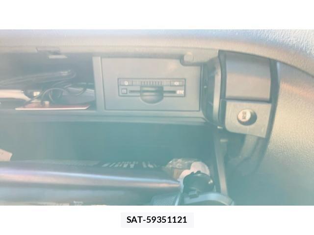 Toyota SAI 2014-02 8486052-5