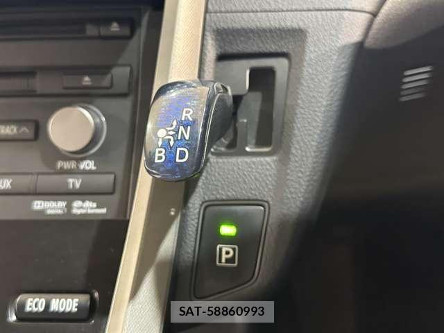 Toyota SAI 2010-01 8563470-15