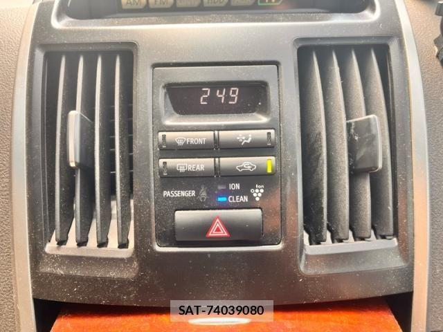 Toyota SAI 2012-07 8628759-22