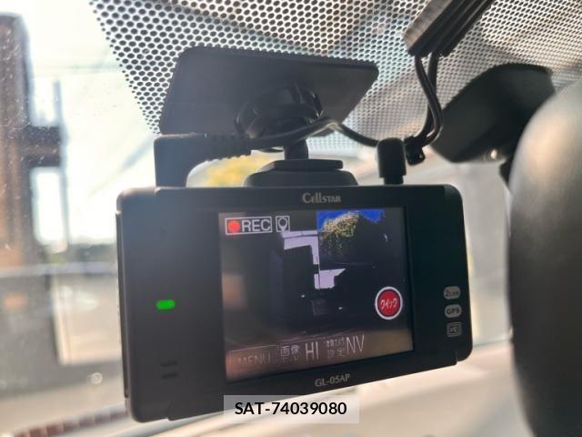 Toyota SAI 2012-07 8628759-27
