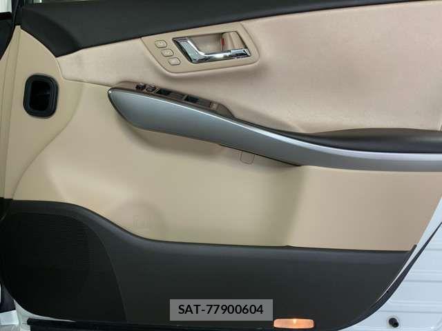 Toyota SAI 2012-03 8628756-13
