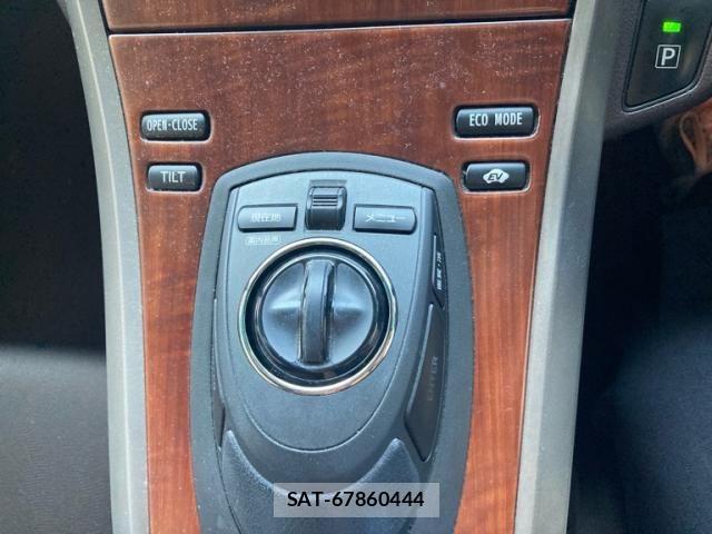 Toyota SAI 2010-01 8628758-19