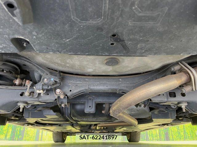 Toyota SAI 2012-01 8666867-18