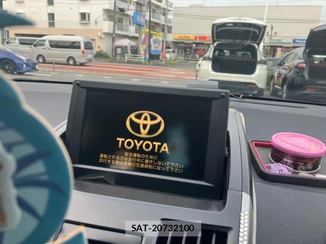 Toyota SAI 2012-02 8661405-17