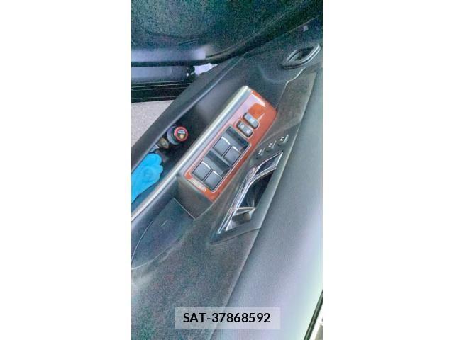 Toyota SAI 2012-12 8661398-9