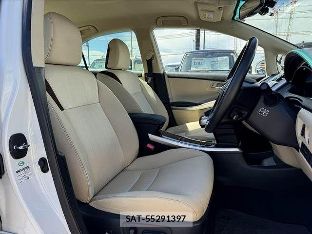 Toyota SAI 2014-03 8661397-15