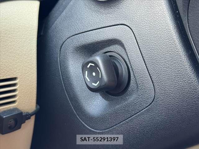 Toyota SAI 2014-03 8661397-27