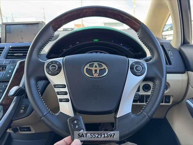 Toyota SAI 2014-03 8661397-6