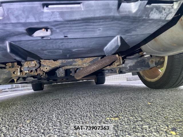 Toyota SAI 2009-12 8686486-8