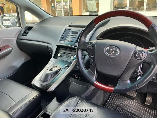 Toyota SAI 2010-11 8686488-16