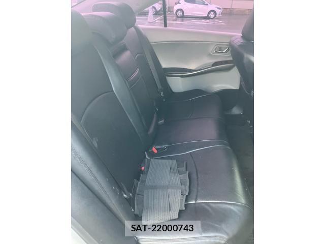 Toyota SAI 2010-11 8686488-18