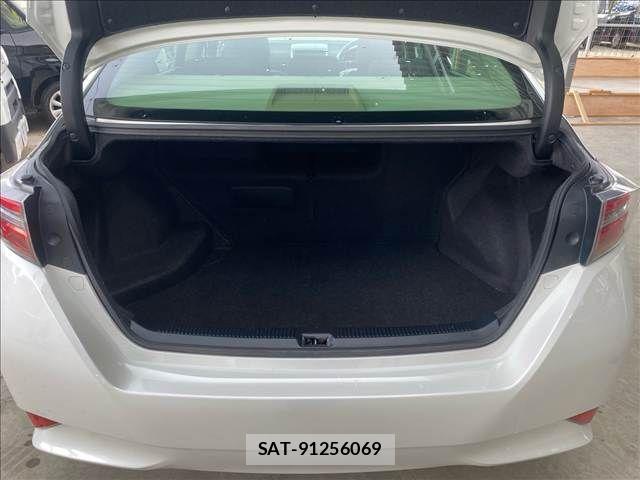 Toyota SAI 2013-12 8745676-4
