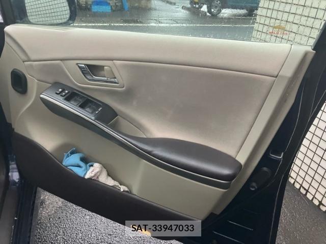Toyota SAI 2010-04 8745681-16
