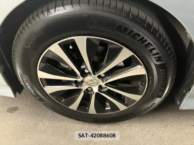 Toyota SAI 2013-10 8745679-10