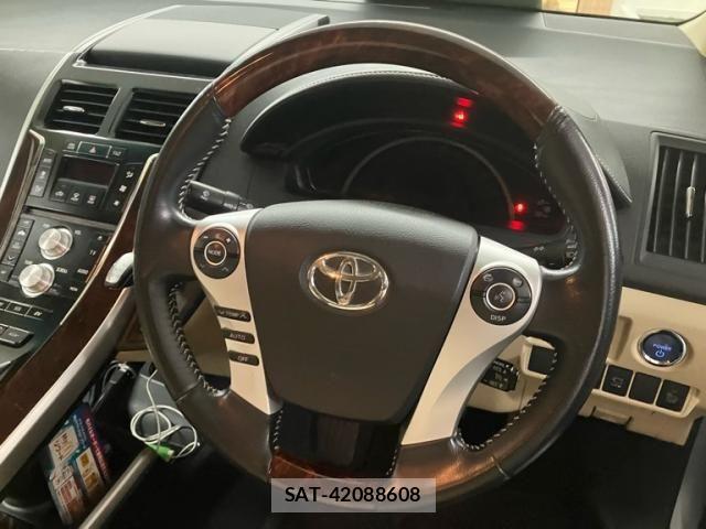 Toyota SAI 2013-10 8745679-14