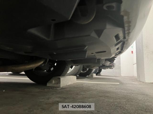 Toyota SAI 2013-10 8745679-6