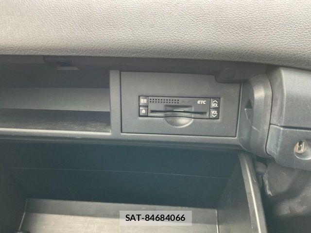 Toyota SAI 2012-08 8781925-24