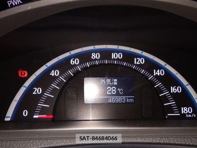 Toyota SAI 2012-08 8781925-28