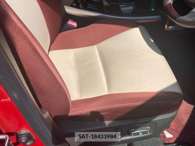 Toyota SAI 2014-07 8797387-13
