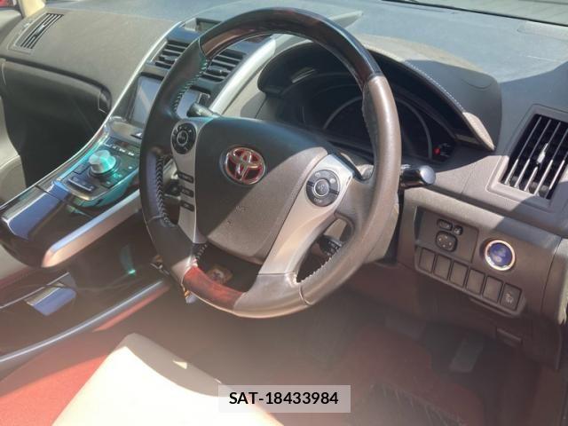 Toyota SAI 2014-07 8797387-14
