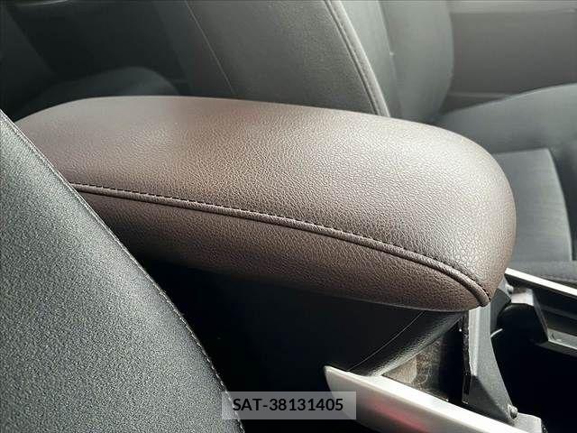 Toyota SAI 2016-04 8797385-25