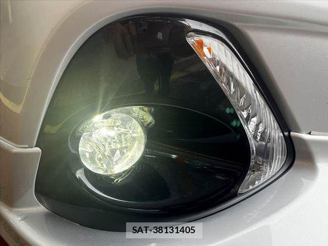 Toyota SAI 2016-04 8797385-29