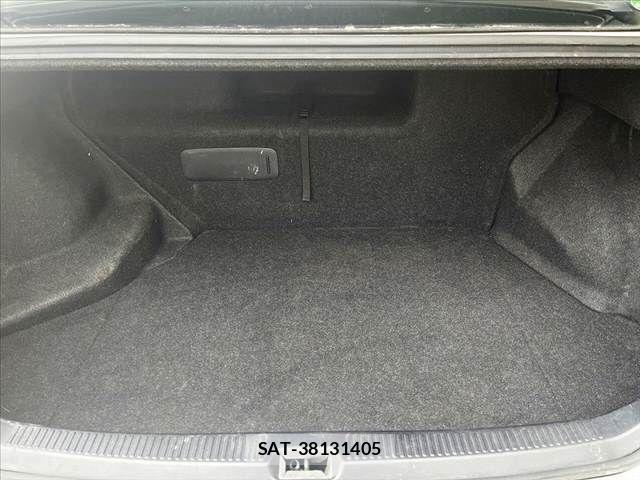 Toyota SAI 2016-04 8797385-8