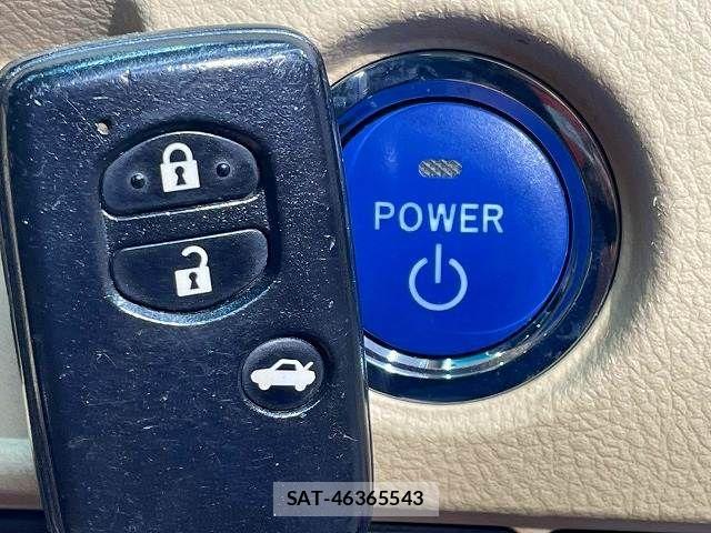 Toyota SAI 2013-08 8797386-9