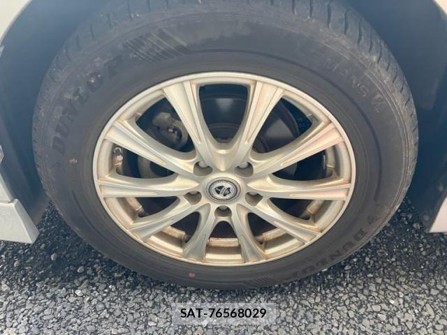 Toyota SAI 2012-06 8797388-7