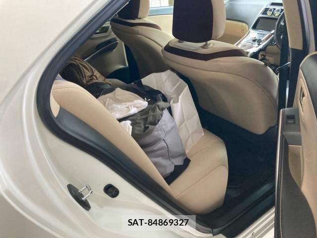 Toyota SAI 2014-06 8831425-11