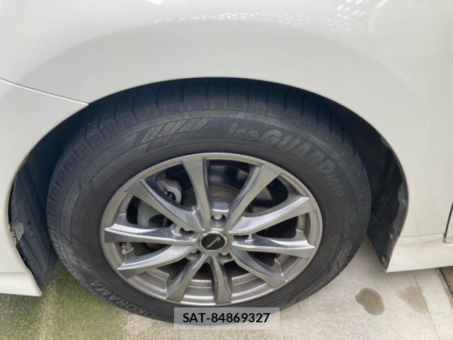 Toyota SAI 2014-06 8831425-5