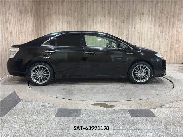 Toyota SAI 2010-01 8831426-16