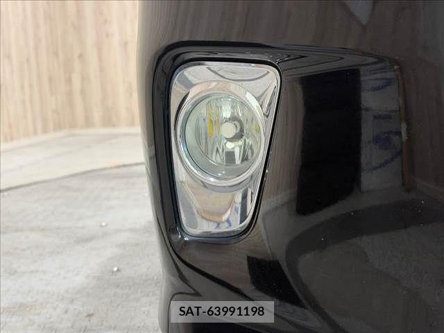 Toyota SAI 2010-01 8831426-23