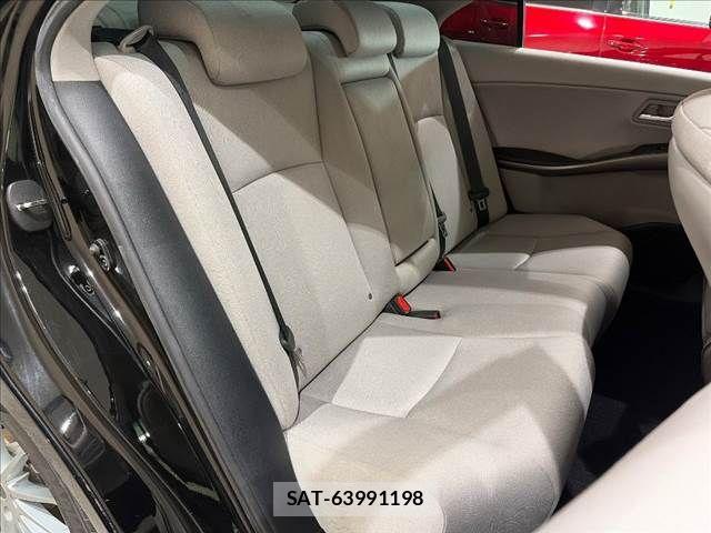Toyota SAI 2010-01 8831426-8